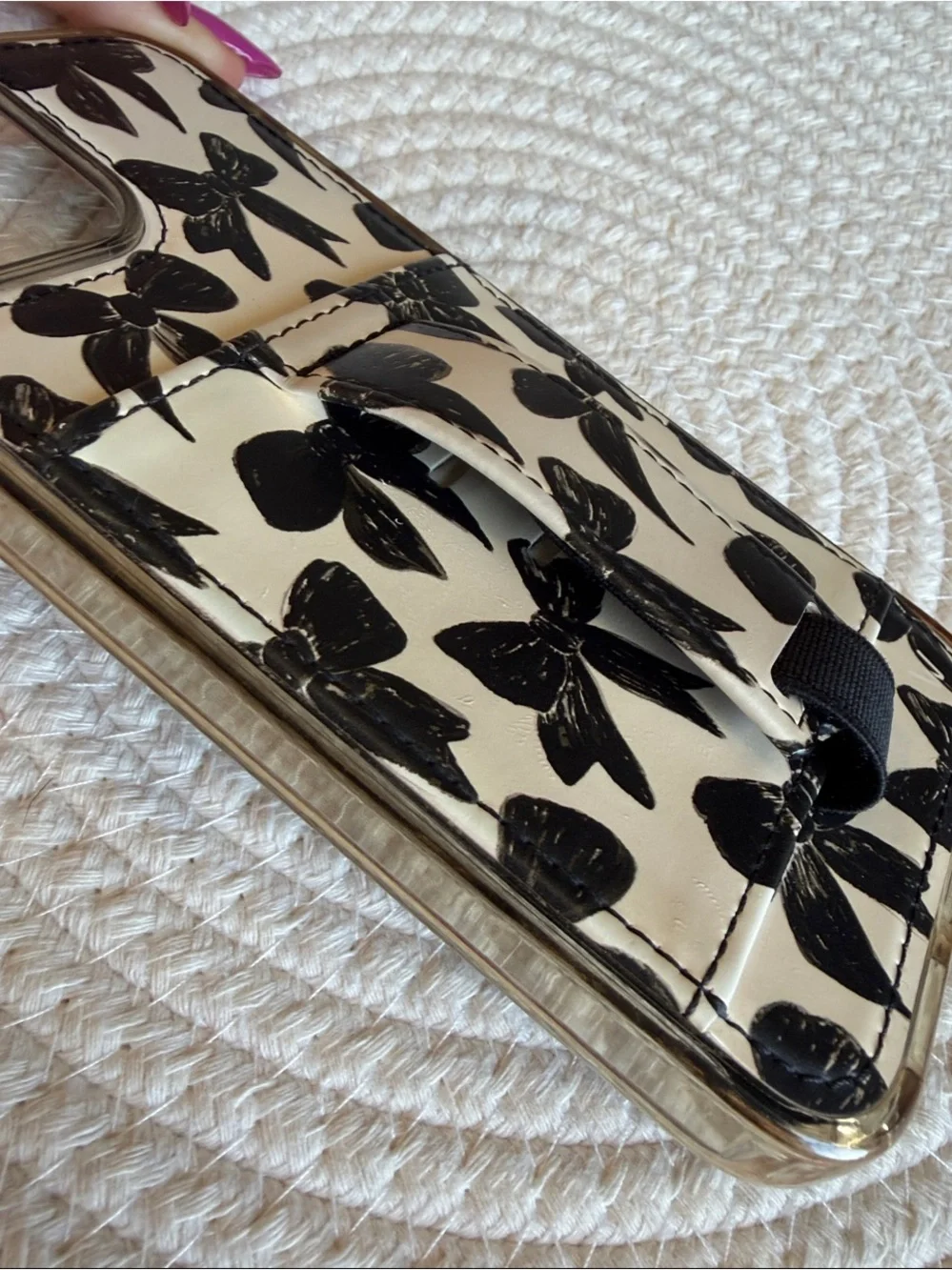 Bows WALLI case for iPhone 12 & 13 pro max